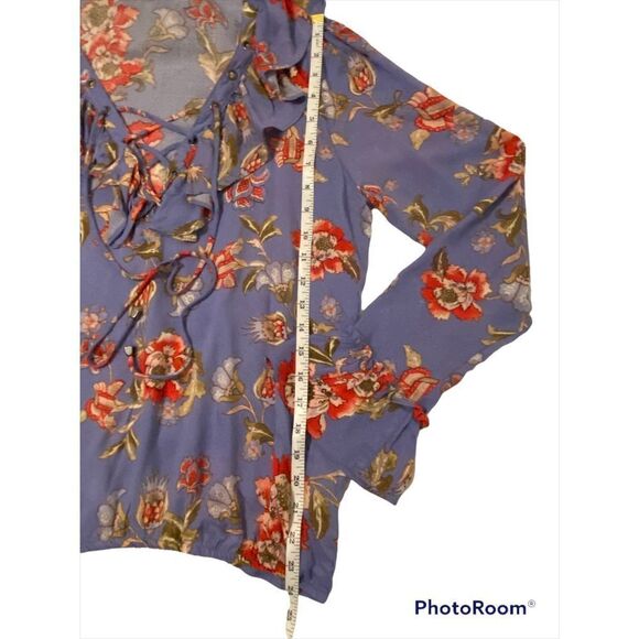 🌺Woman’s Signature Studio SZ S Colorful Floral Tie Up Ruffled Blouse🌺 - Picture 5 of 6